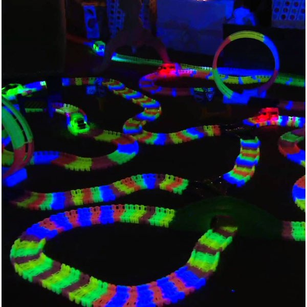 Ontel Magic Tracks Monster Truck Rally Glow in The Dark Racetrack Set with  10 Feet of Speedway